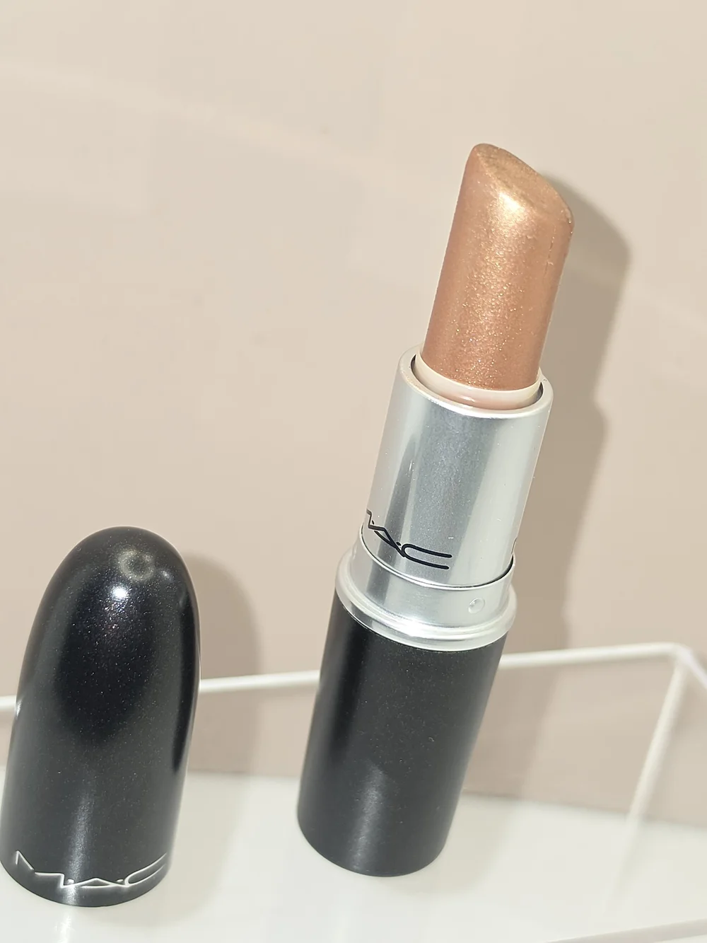 RARE MAC FROST LIPSTICK- 